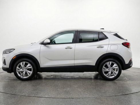 Used 2025 Buick Encore GX Preferred AWD/4WD image 5