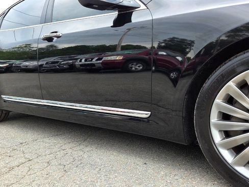 Used 2015 Hyundai Equus Signature RWD image 20