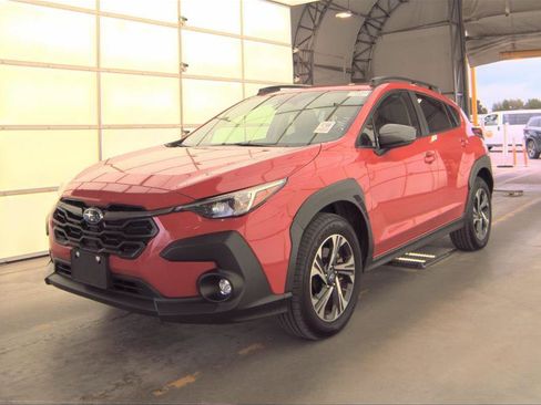 Used 2024 Subaru Crosstrek 2.0i Premium image 2
