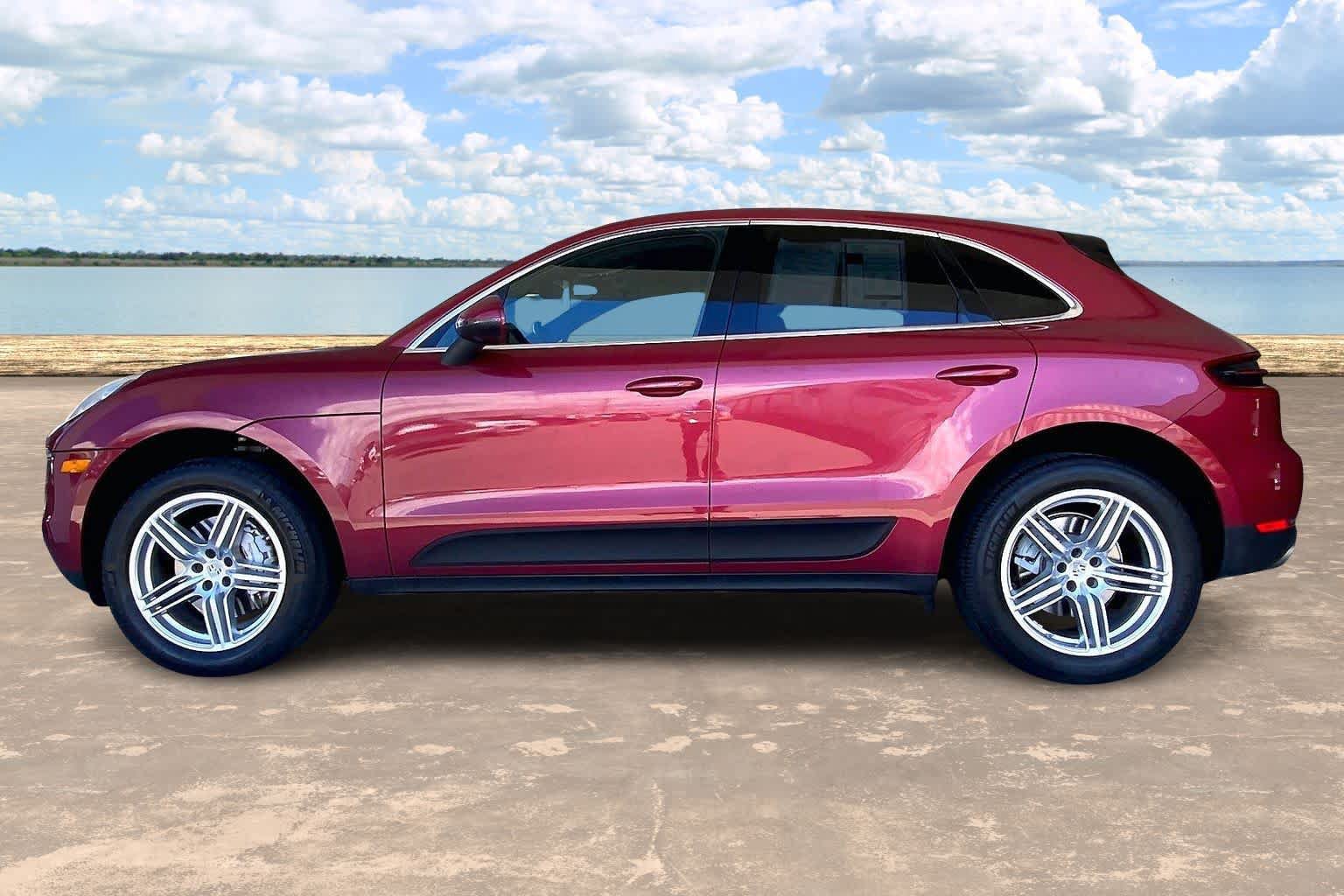Used 2015 Porsche Macan S AWD/4WD image 3