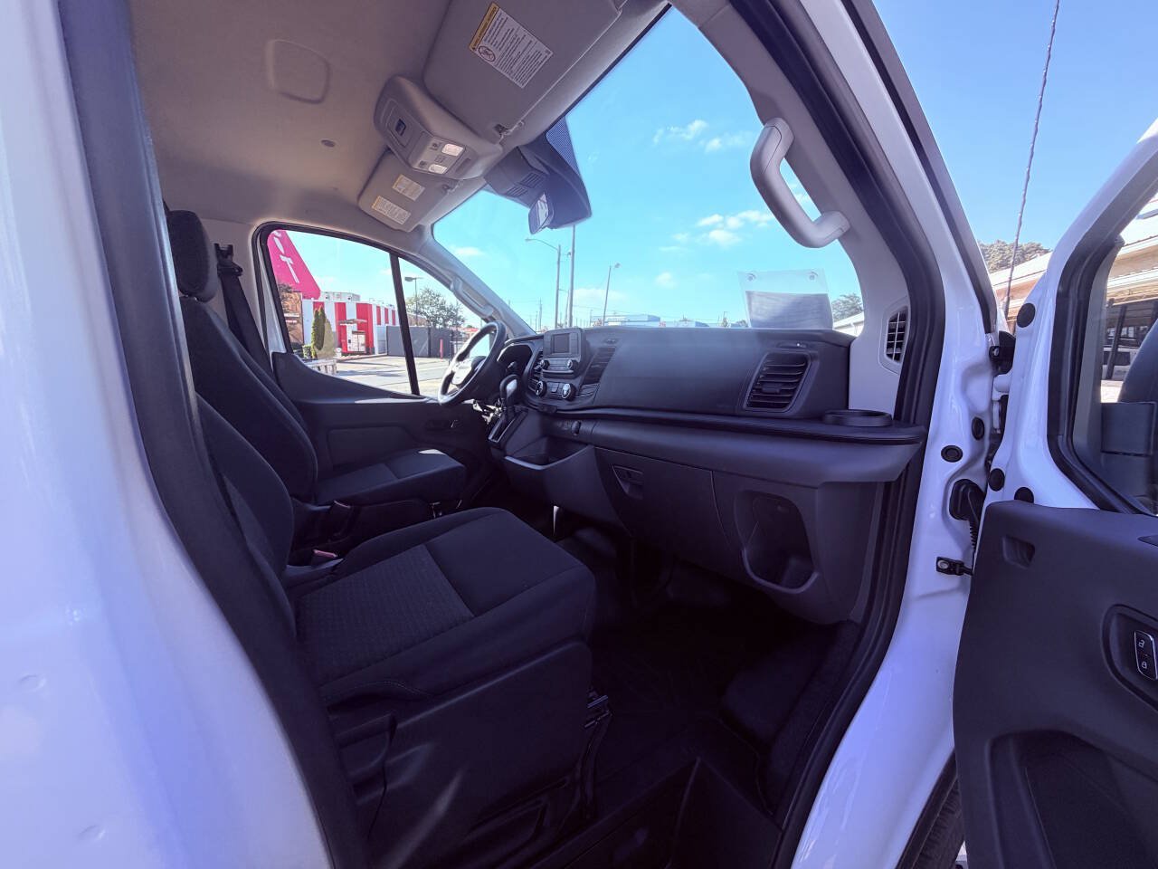Used 2025 Ford Transit 250 Low Roof w/ Exterior Upgrade Package RWD image 11