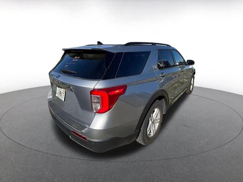 Used 2024 Ford Explorer XLT w/ Equipment Group 202A image 8