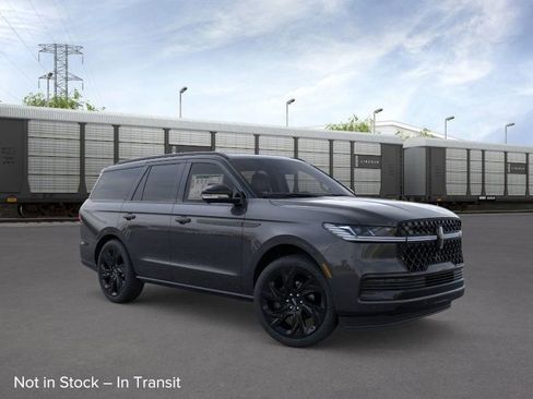New 2026 Lincoln Navigator Black Label AWD/4WD image 1