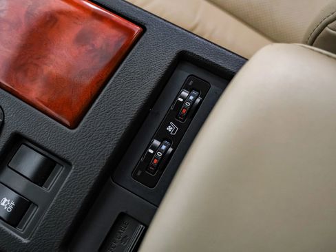 Used 2011 Lexus RX 450h 2WD image 30