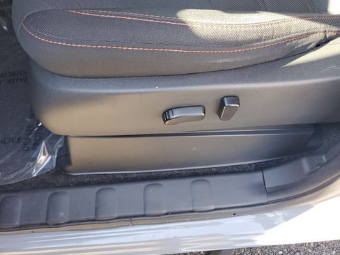 Used 2023 Nissan Frontier Pro-X w/ Pro Convenience Package image 18