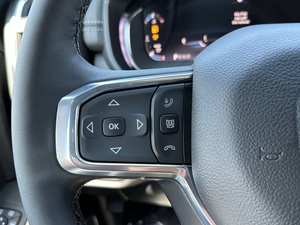 New 2026 RAM 3500 Laramie AWD/4WD image 23