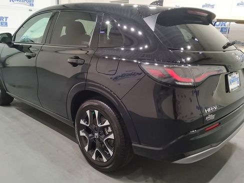 Certified 2026 Honda HR-V EX-L image 4