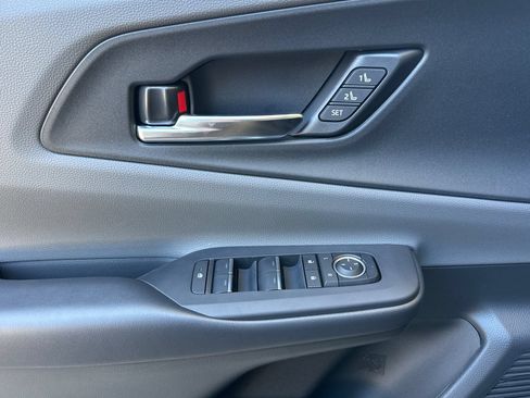 New 2027 Toyota Prius Limited FWD image 11
