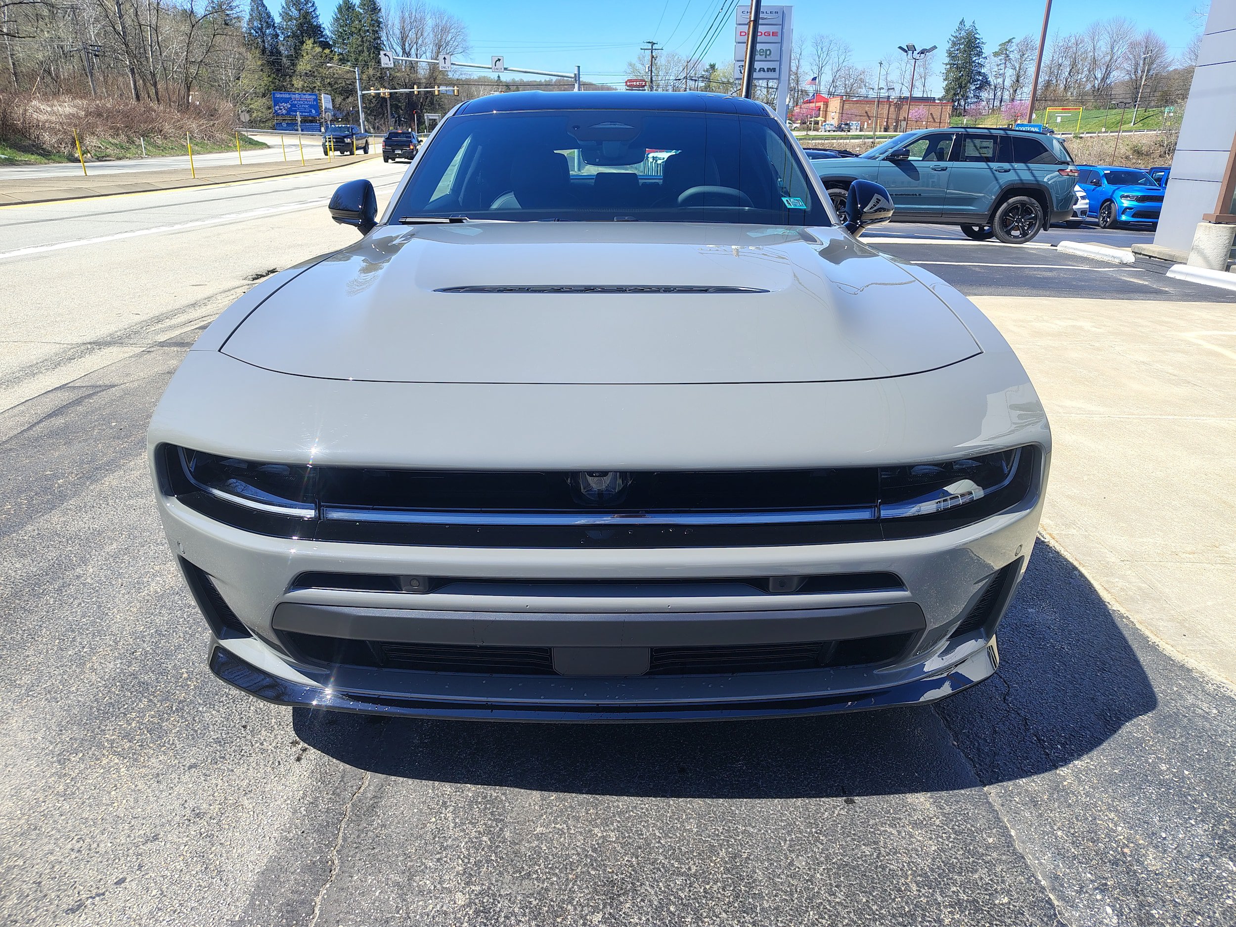 Used 2026 Dodge Charger Scat Pack AWD/4WD image 3