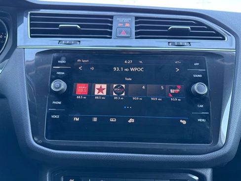 Used 2019 Volkswagen Tiguan SE image 10