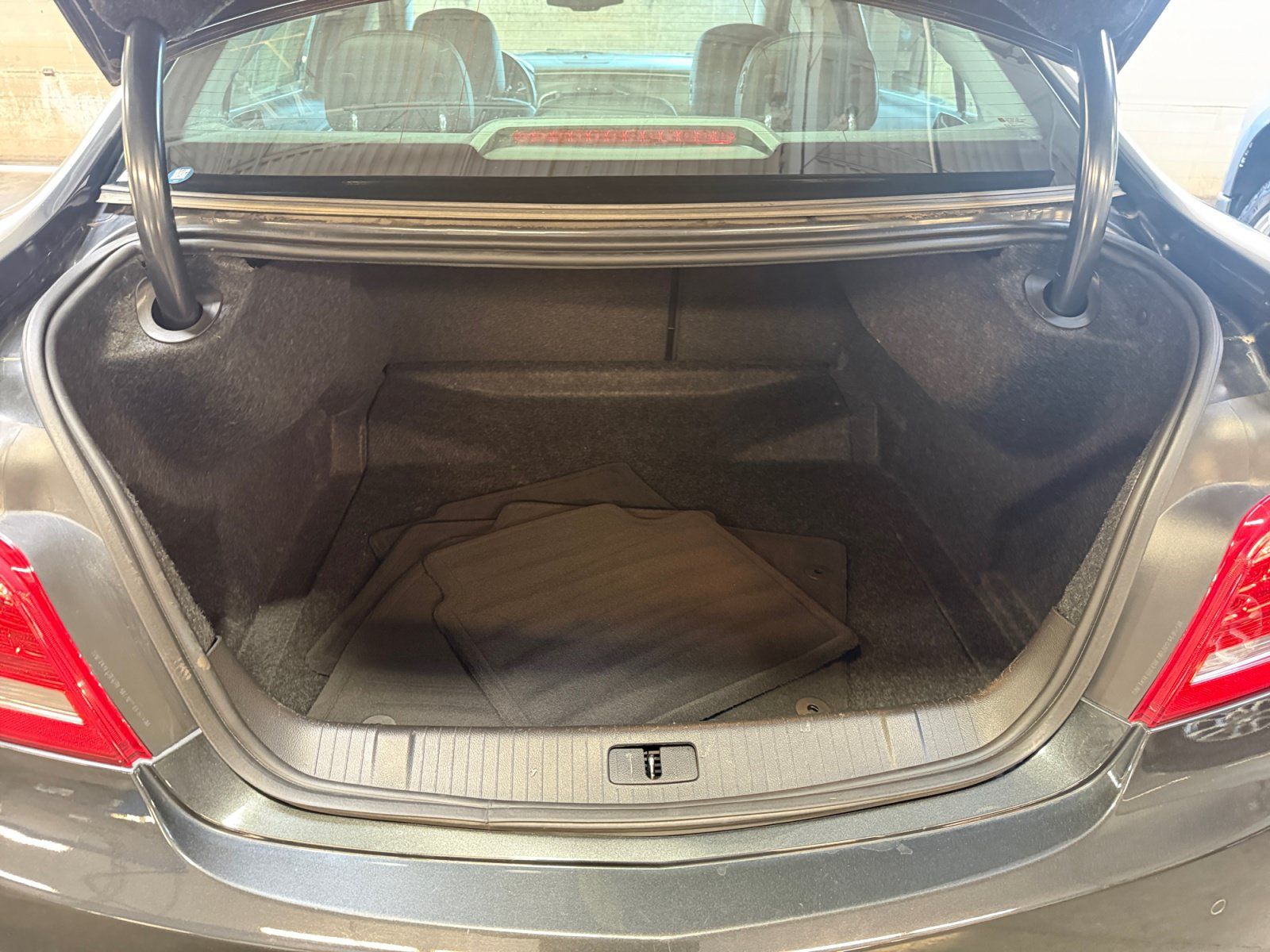Used 2015 Buick LaCrosse Premium w/ Driver Confidence Package #1 FWD image 34