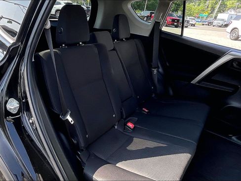 Used 2014 Toyota RAV4 LE FWD image 25