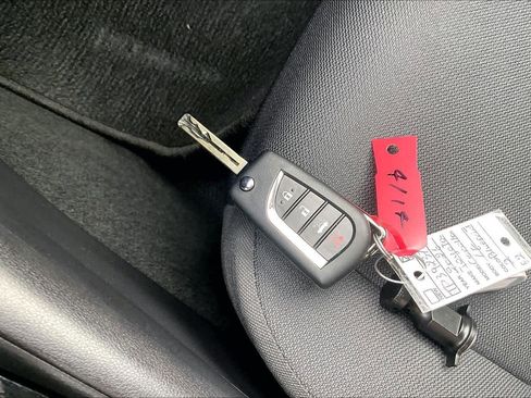 Used 2026 Toyota Corolla LE image 13