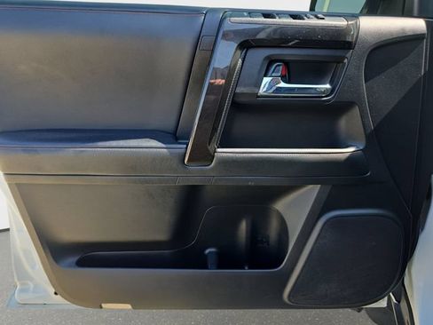 Used 2021 Toyota 4Runner Venture w/ Moonroof Package AWD/4WD image 29