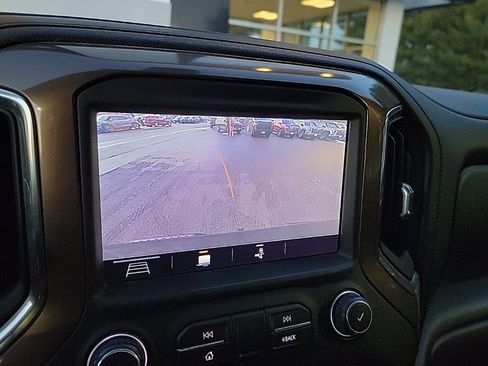 Used 2019 Chevrolet Silverado 1500 High Country image 15