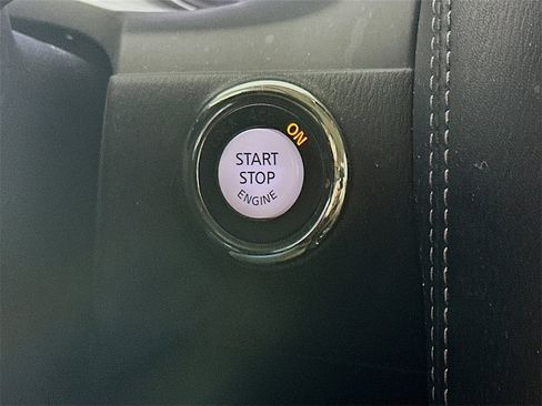 Used 2023 Nissan Armada SV image 27