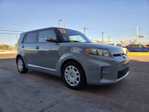 Used 2012 Scion xB image 4