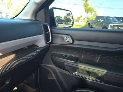 Used 2024 Ford Ranger XL w/ Trailer Tow Package RWD image 17