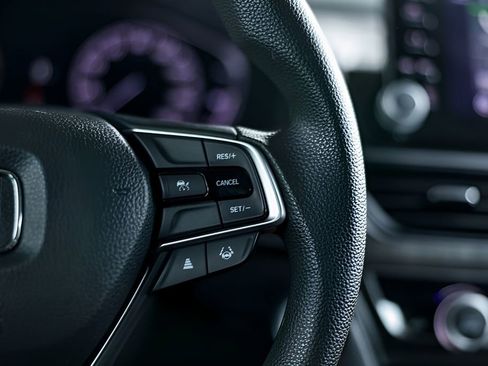 Used 2022 Honda Accord LX image 20