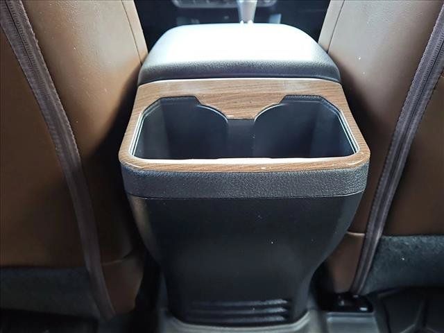 Used 2022 Toyota Tacoma Limited AWD/4WD image 16