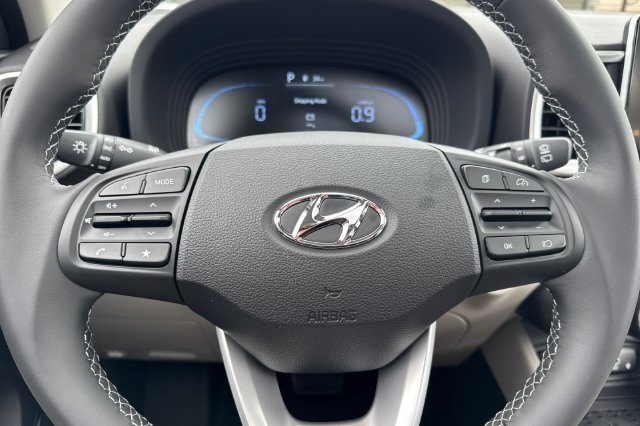 New 2026 Hyundai Venue SEL FWD image 22