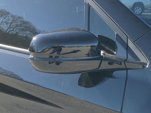 Used 2025 Honda Ridgeline Sport image 10