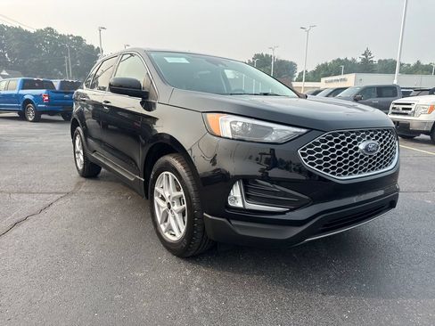 Used 2024 Ford Edge SEL w/ Convenience Package AWD/4WD image 4