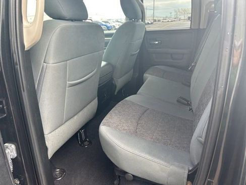 Used 2017 RAM 1500 Classic SLT w/ SLT Plus D￩cor Group AWD/4WD image 31