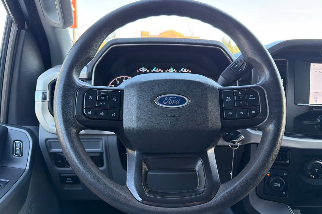 Used 2021 Ford F150 XLT AWD/4WD image 18