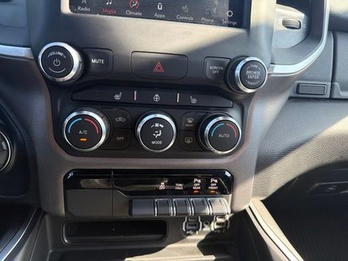 Used 2020 RAM 1500 Big Horn AWD/4WD image 14