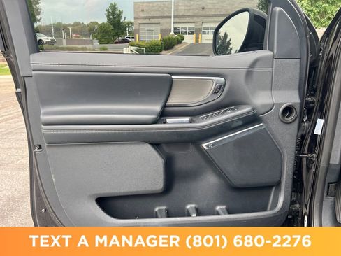 Used 2025 Ford Expedition Max Platinum AWD/4WD image 13