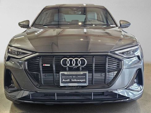Used 2023 Audi e-tron Prestige w/ Prestige Package AWD/4WD image 8