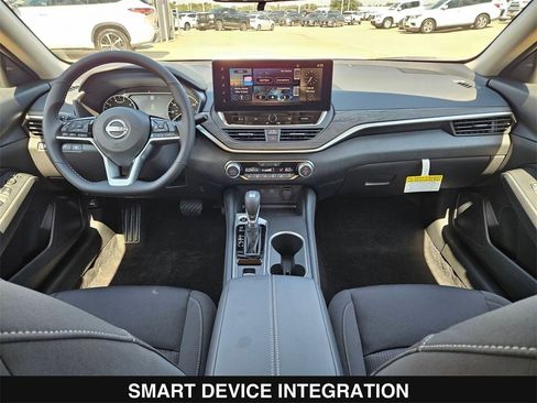 New 2025 Nissan Altima 2.5 SV image 19