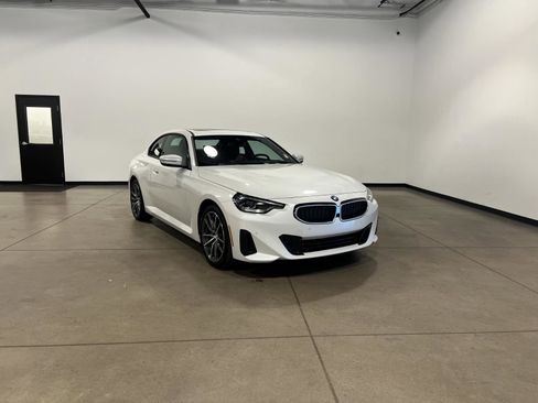 Used 2025 BMW 230i xDrive Coupe w/ Convenience Package image 1