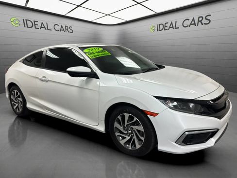 Used 2019 Honda Civic LX image 3