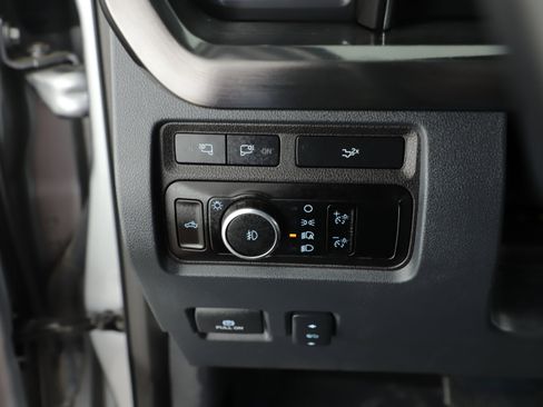 Certified 2024 Ford F350 Lariat w/ Lariat Ultimate Package image 8