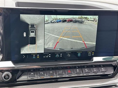 Certified 2023 Chevrolet Silverado 1500 ZR2 w/ Technology Package AWD/4WD image 15