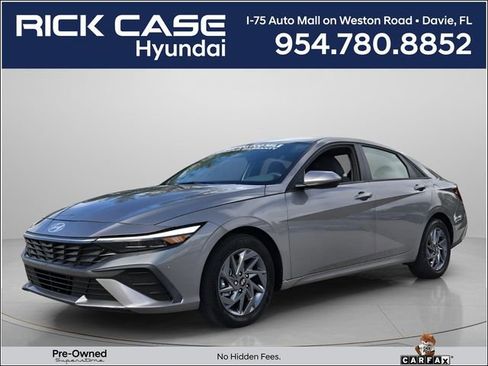 Certified 2024 Hyundai Elantra SEL image 1