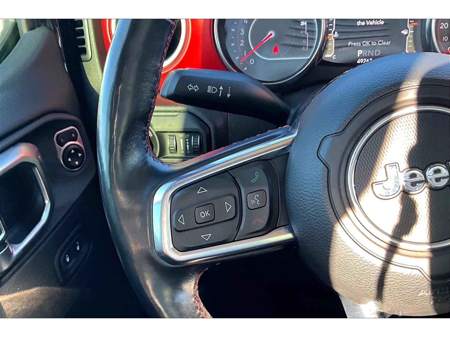 Used 2020 Jeep Gladiator Rubicon AWD/4WD image 12
