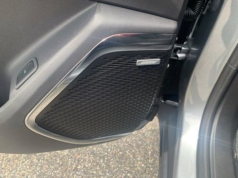 New 2026 GMC Acadia Elevation image 19