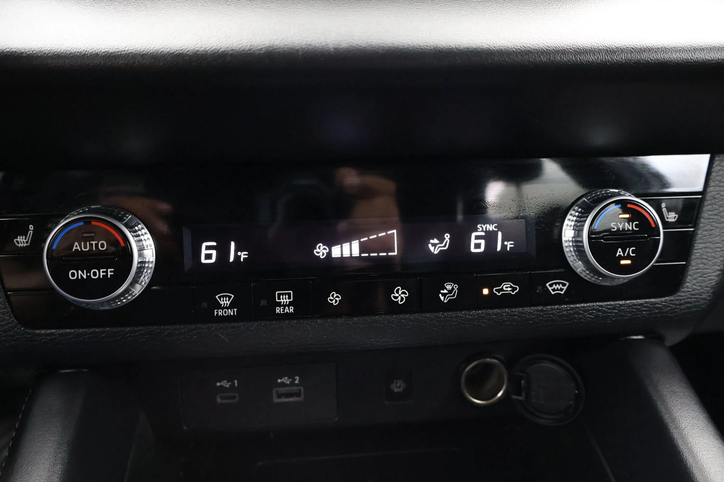 Used 2024 Mitsubishi Outlander Ralliart AWD/4WD image 30