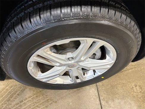 Used 2019 GMC Terrain SLE w/ Driver Convenience Package image 19