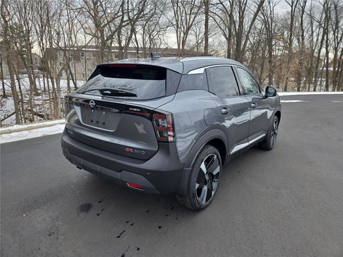New 2026 Nissan Kicks SR w/ SR Premium Package AWD/4WD image 3