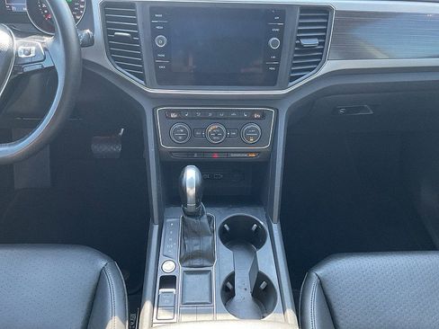 Used 2019 Volkswagen Atlas SE FWD image 20
