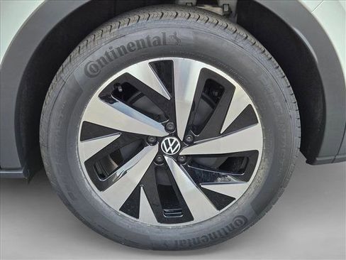 New 2026 Volkswagen ID.4 Pro image 10