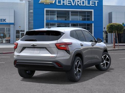 New 2026 Chevrolet Trax RS FWD image 4