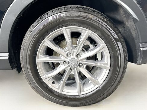 Used 2025 Honda CR-V EX-L image 11