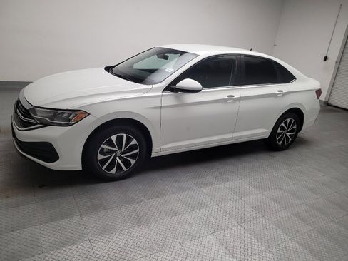 Used 2024 Volkswagen Jetta S FWD image 2