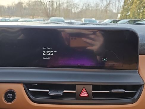 Certified 2024 Kia Seltos SX image 14