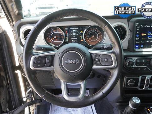 Certified 2021 Jeep Gladiator Overland image 23
